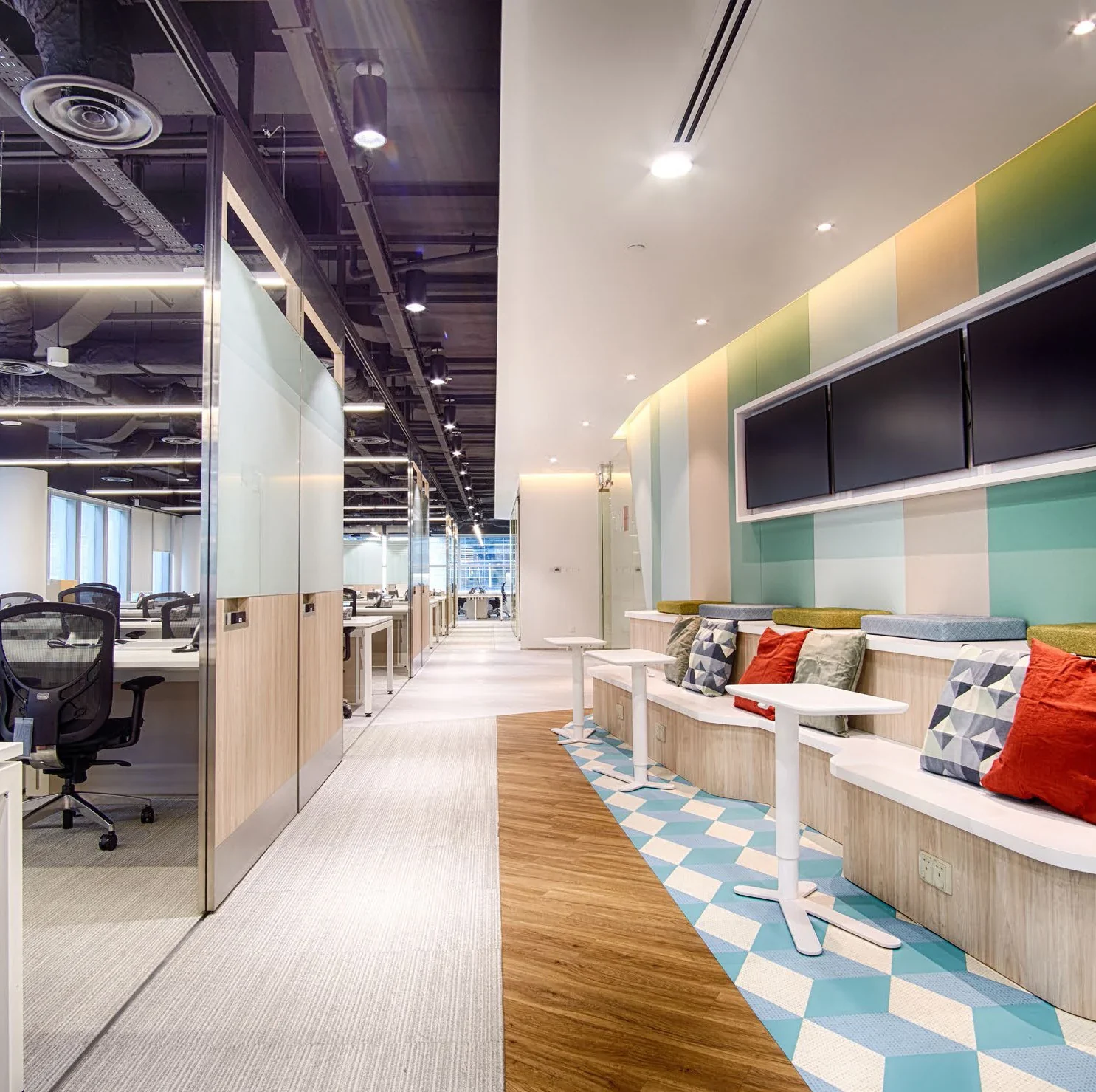 UOB SGX Workplace — view 3