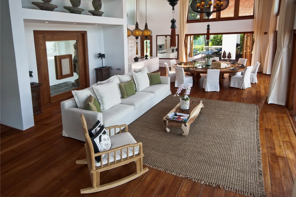 Villa Riva — view 3